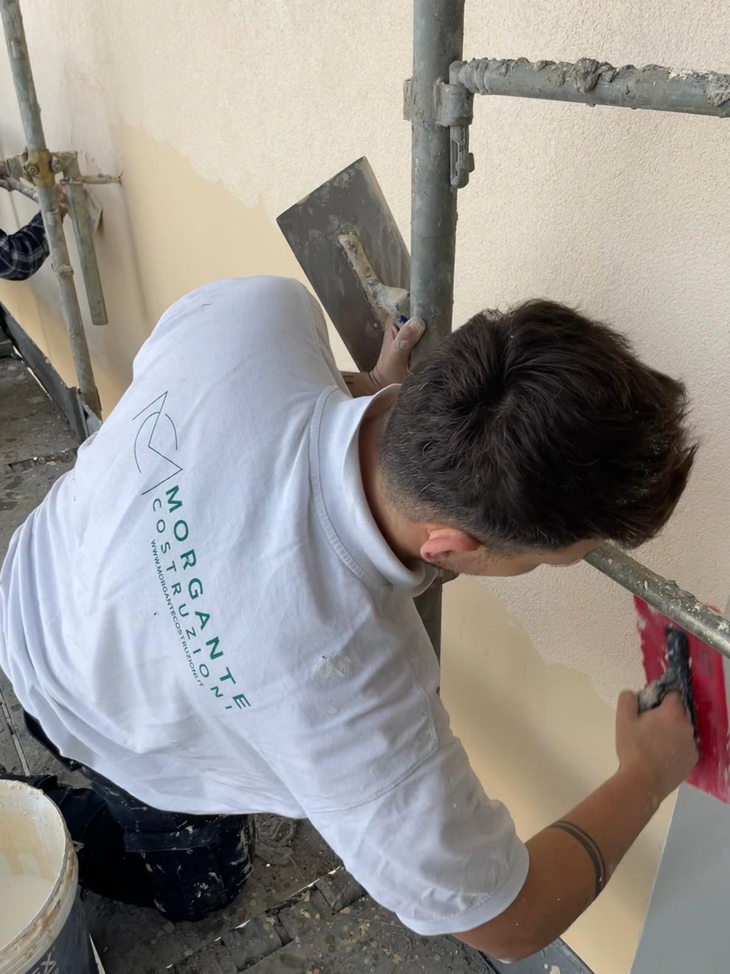 Lavorazione delle finiture in cantiere